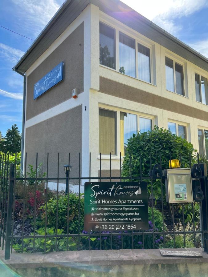 Spirit Homes Apartments Орошхаза Экстерьер фото